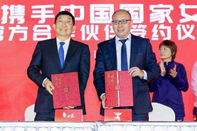 无尽裸体白丝
