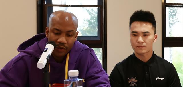 口述很黄很乱小说